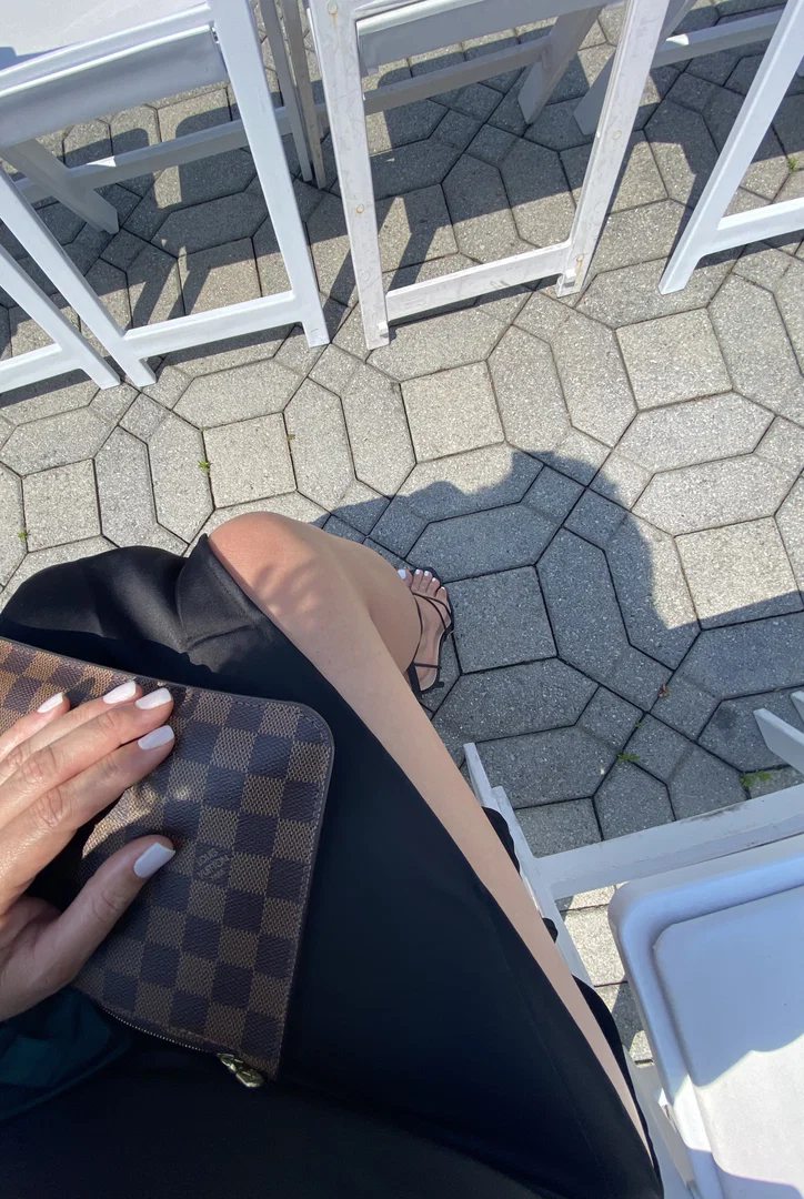 YesHerFeet profile banner