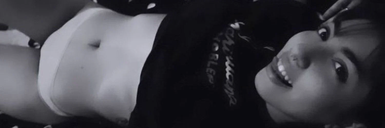 Juno🍷 profile banner