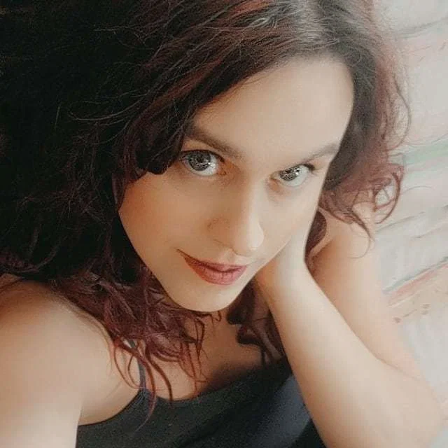 Isis Red's avatar