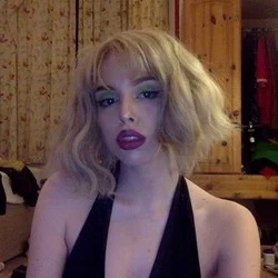 Laz_Babe's avatar