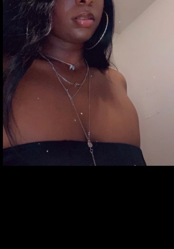 Goddess Amethyst 🖤's avatar