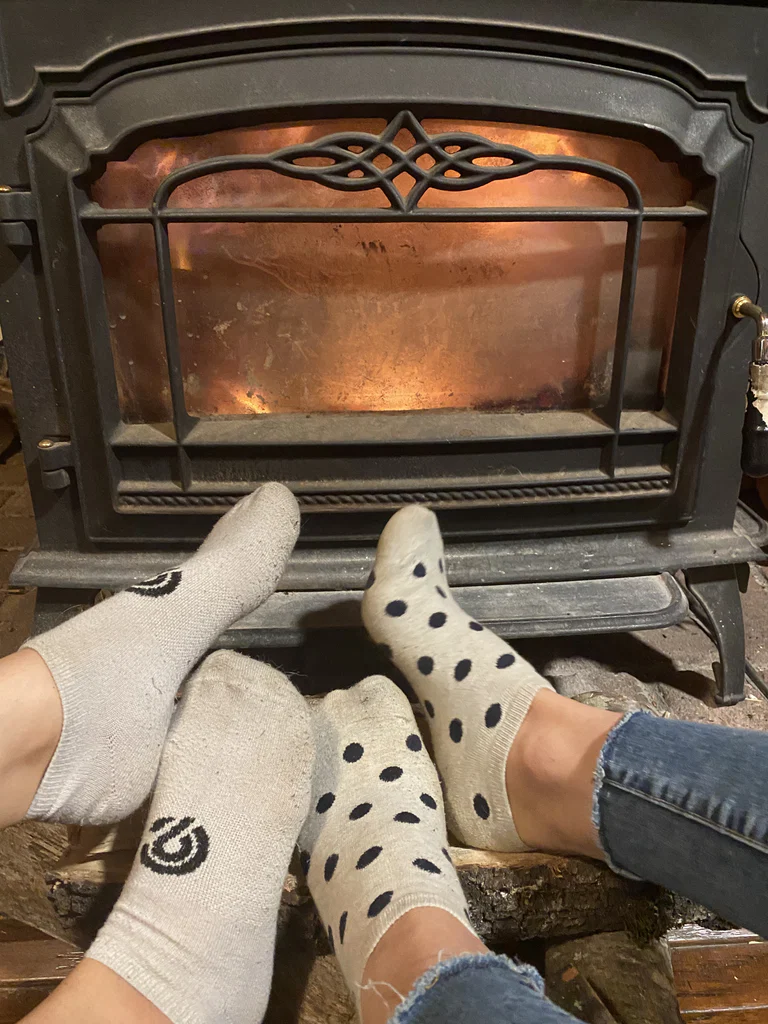 2girls4feet's avatar