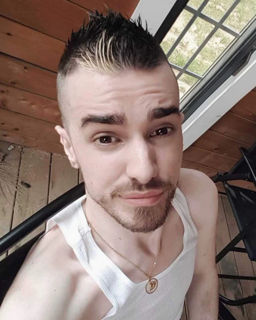 Luxuris's avatar