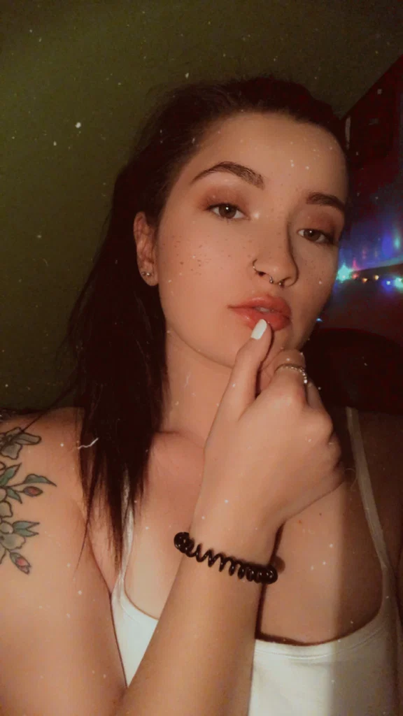 Hailey's avatar