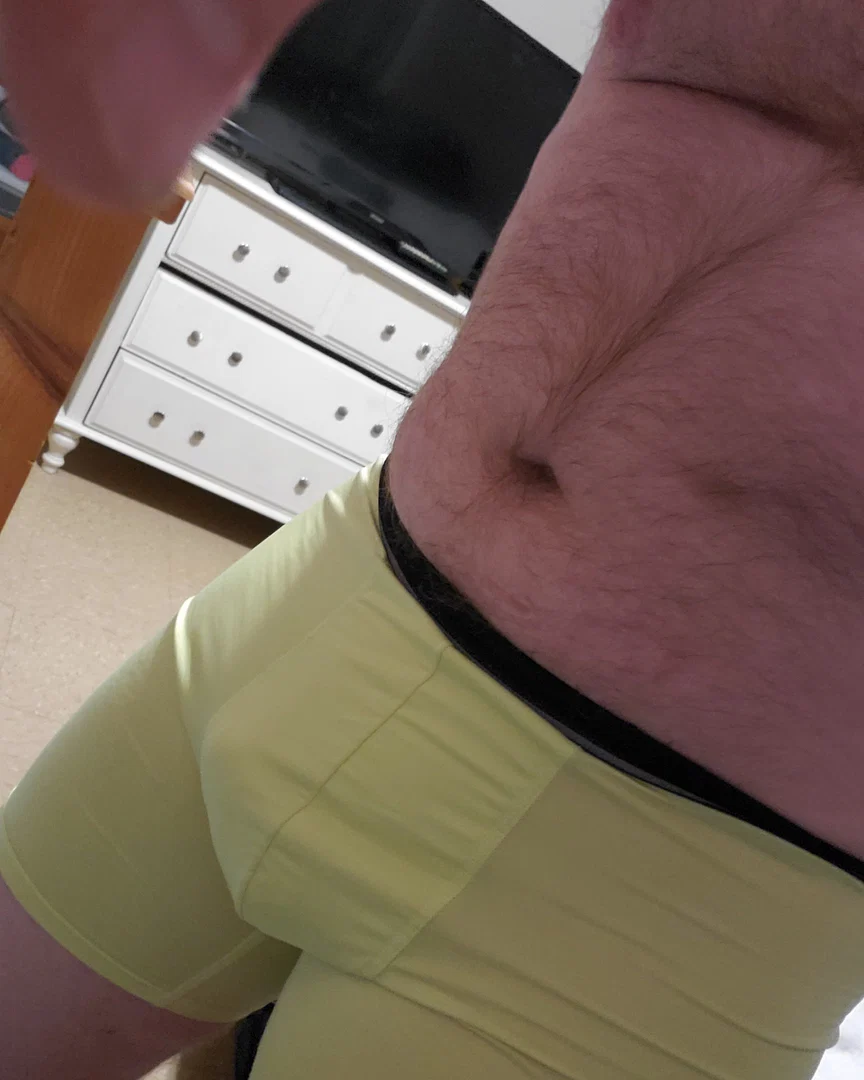 Curvy carrot profile banner