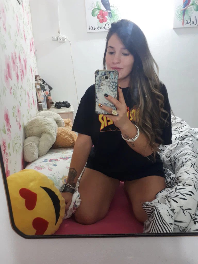 Laura's avatar
