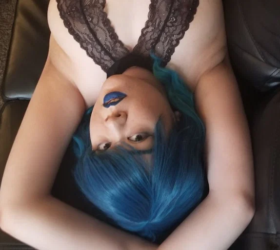Ellie Saturn