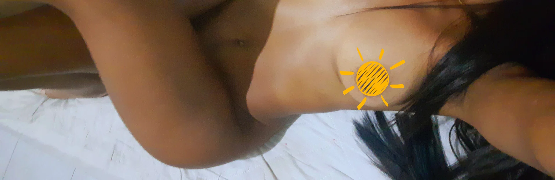 Tati brunette profile banner