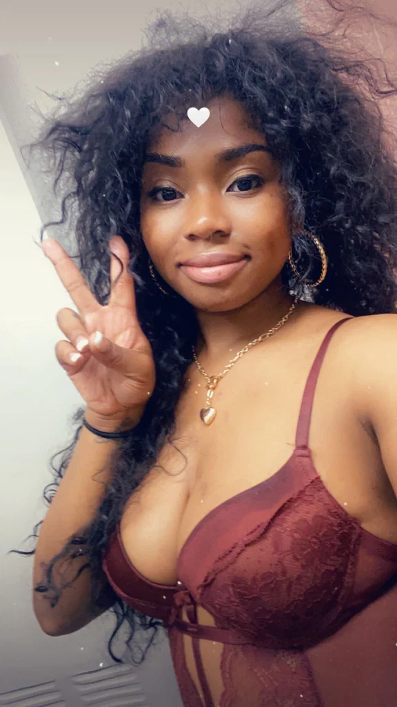 ALEXA DOM's avatar