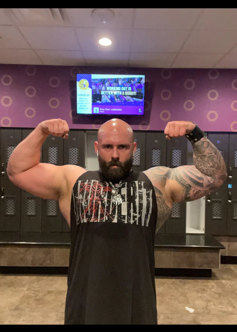 TattedBigBear profile banner