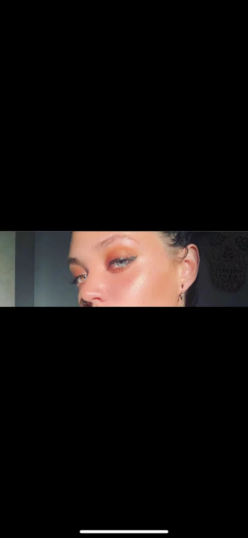 Miss Cameron profile banner