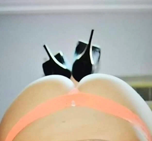 Mrs New Booty's avatar