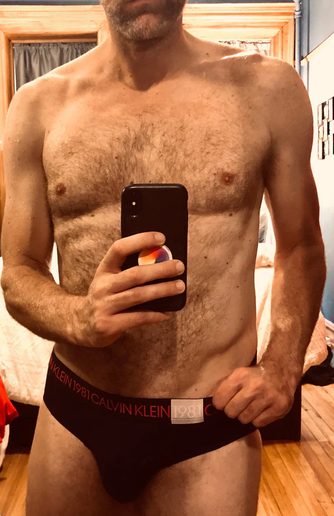 Distracted Gay's avatar