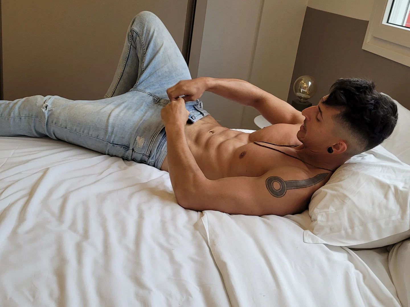 Pedro Caliente profile banner