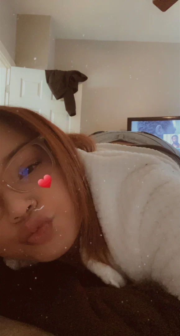 Honeyy profile banner