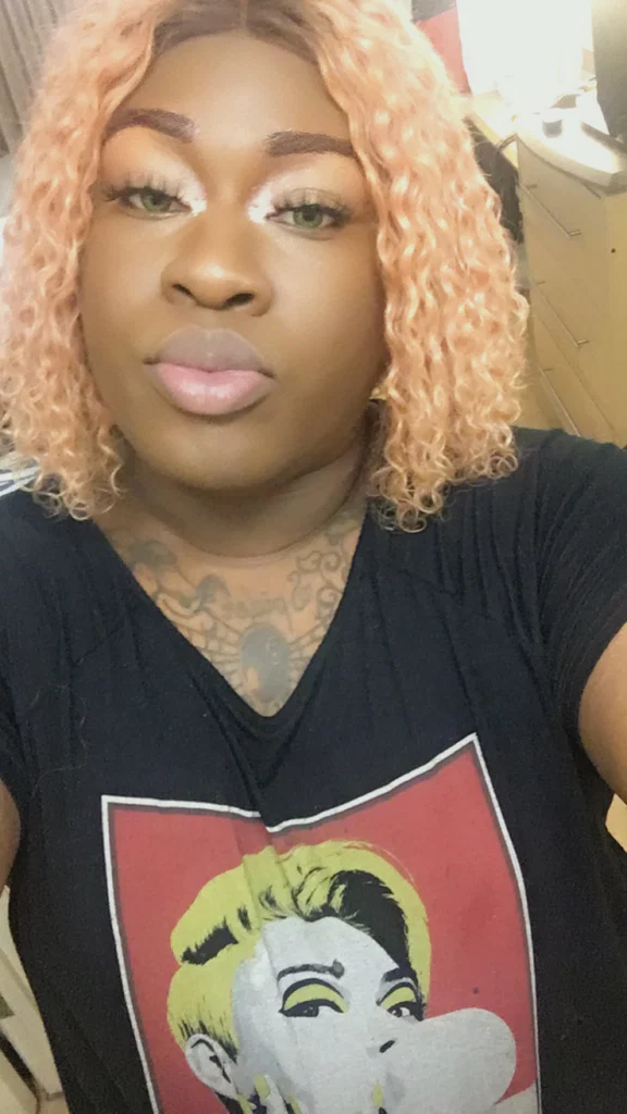 Lovek25's avatar