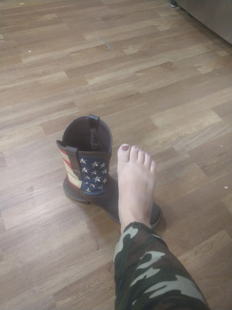 OnlyFeetLuv profile banner