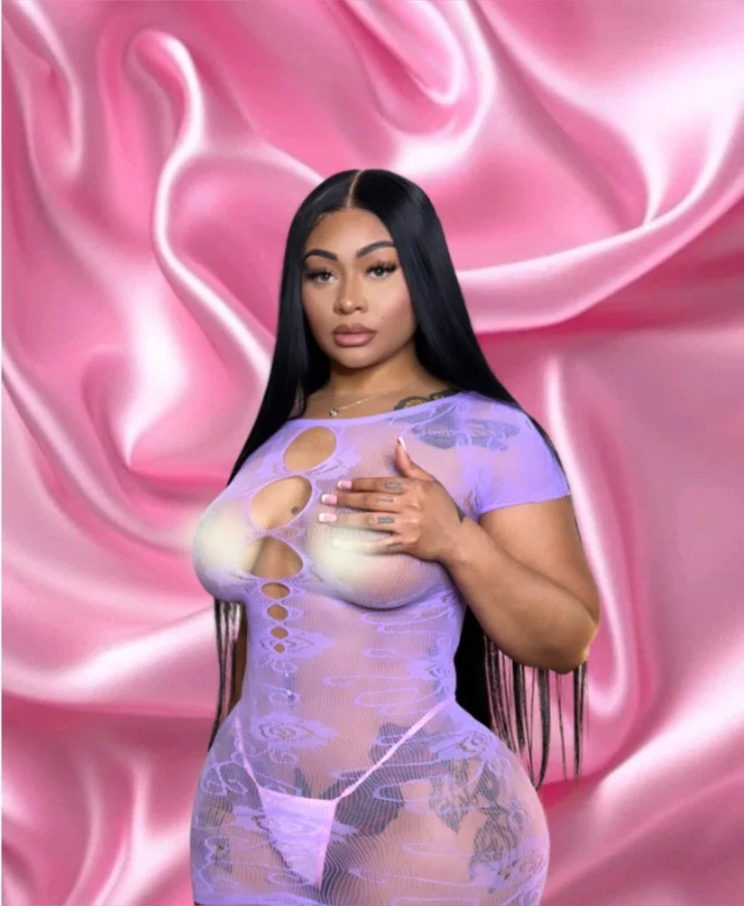 THEEGOODGIRL 🦋's avatar