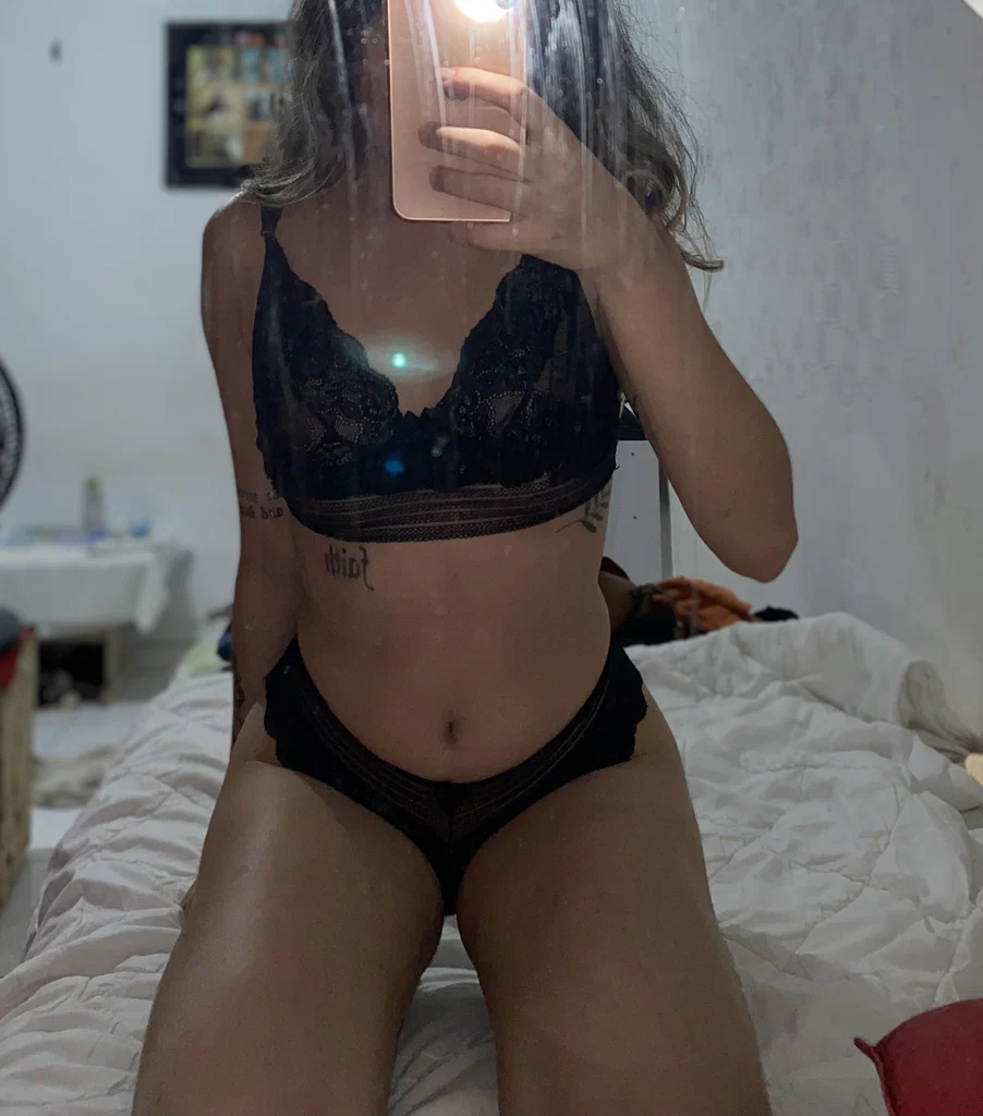 Anne Rachel's avatar