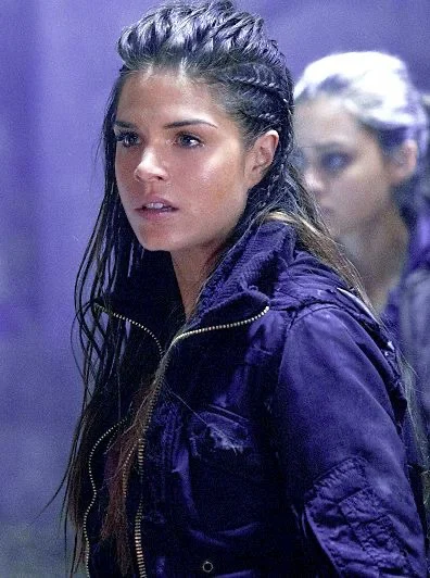Thea Nova's avatar
