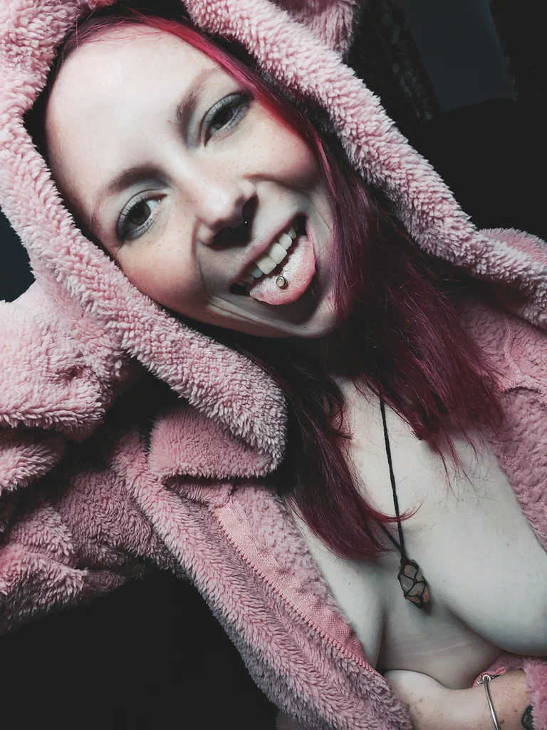 Maisie Moon's avatar
