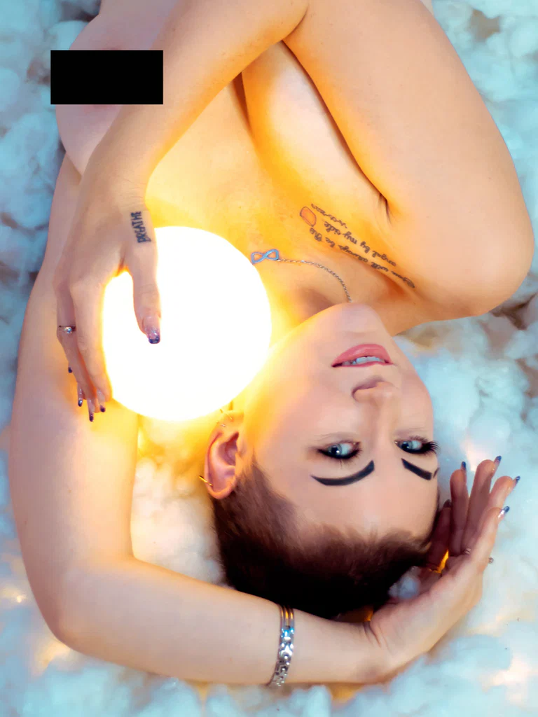 Anonymous_Babes