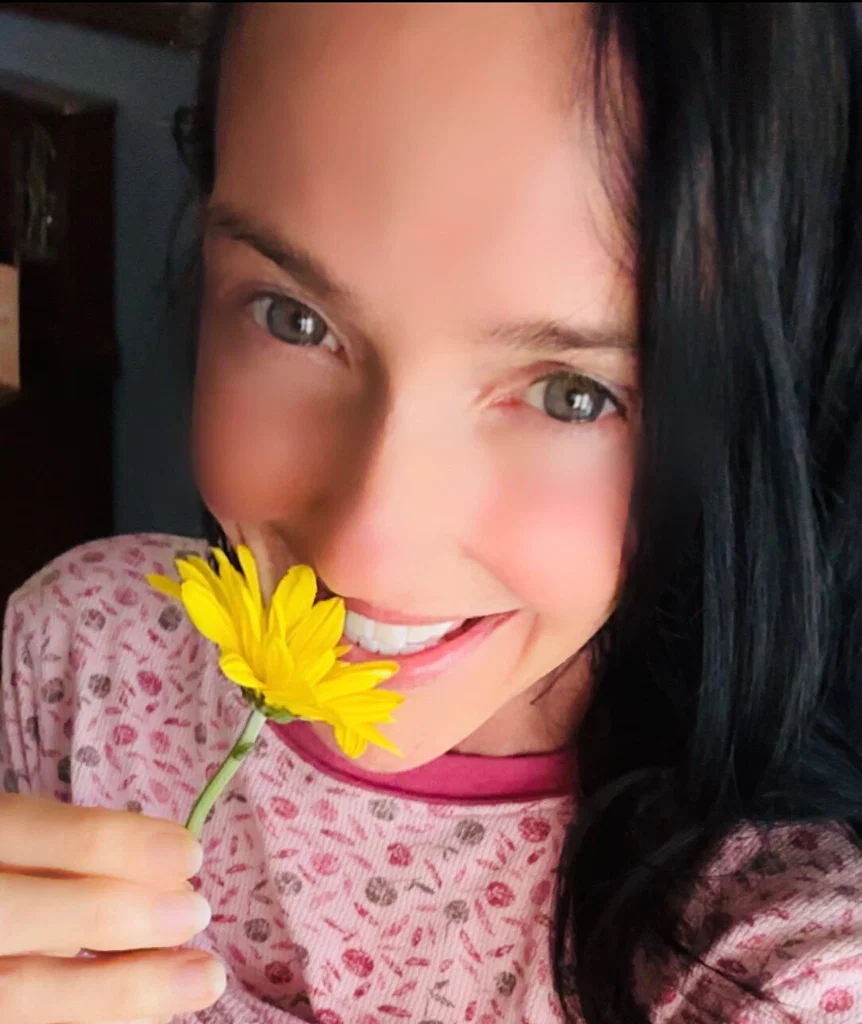 Lilrosiedoll's avatar