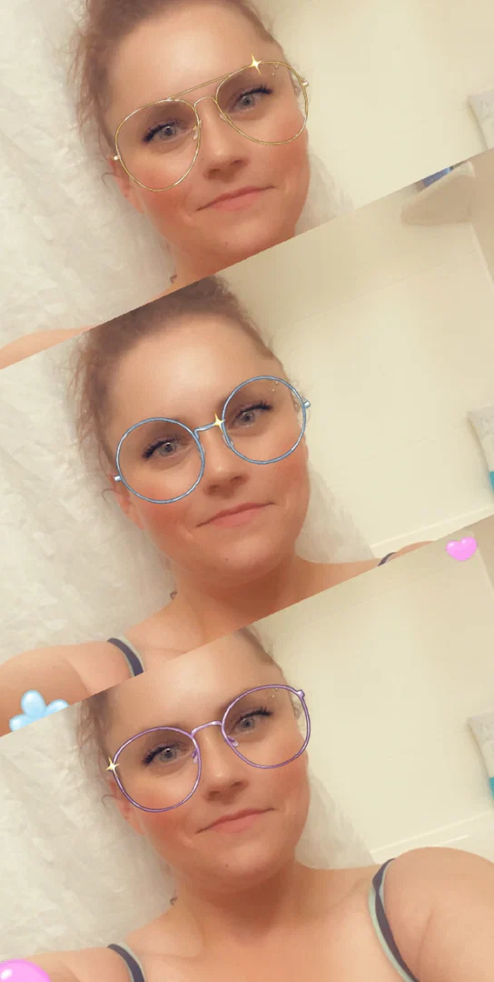 Amber Ross profile banner