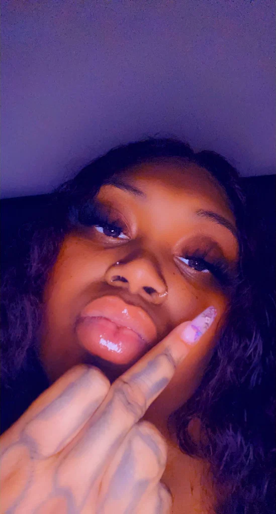 Alexis Love's avatar