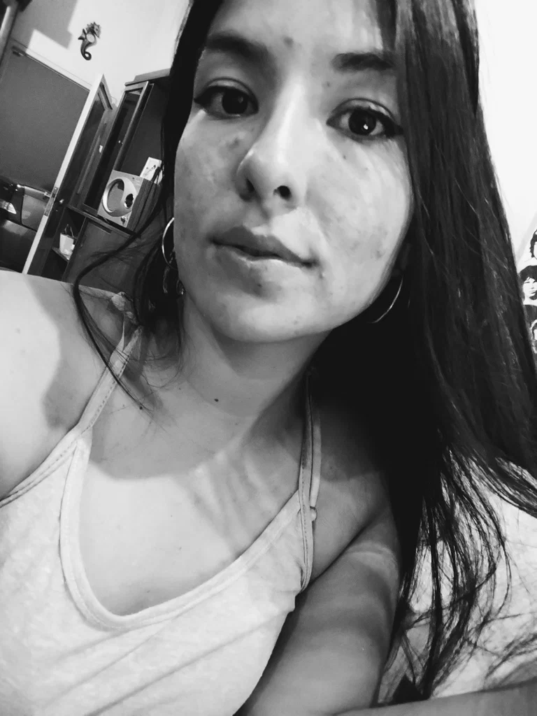 Anahí 👽✨