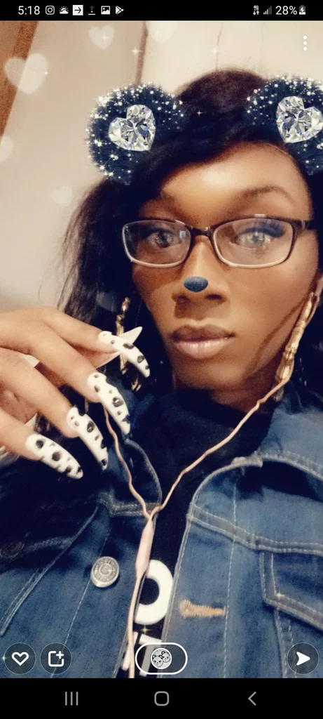 Queen Mari 👸's avatar
