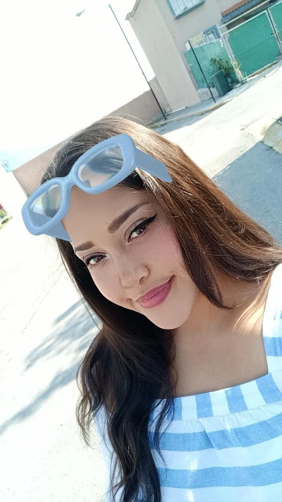 Luna Sweet's avatar