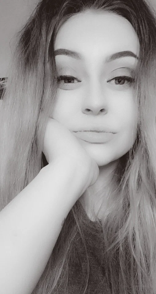 Mia Meadows's avatar