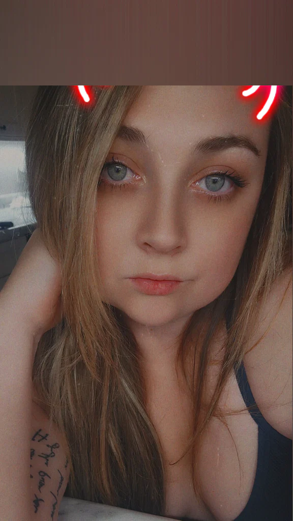 Heather Deshae's avatar