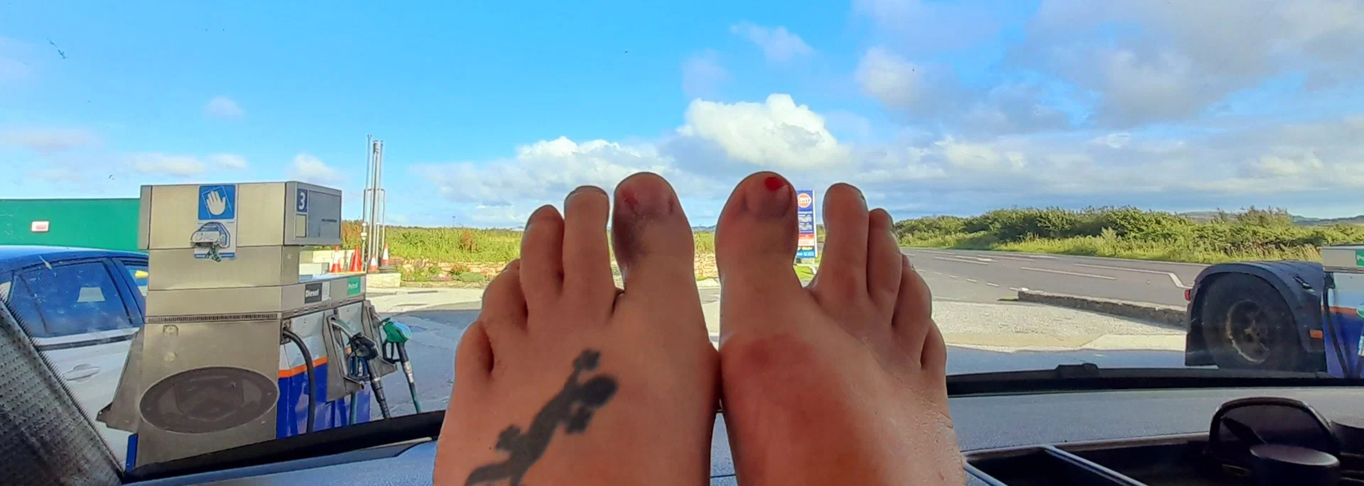 Naked Sole profile banner