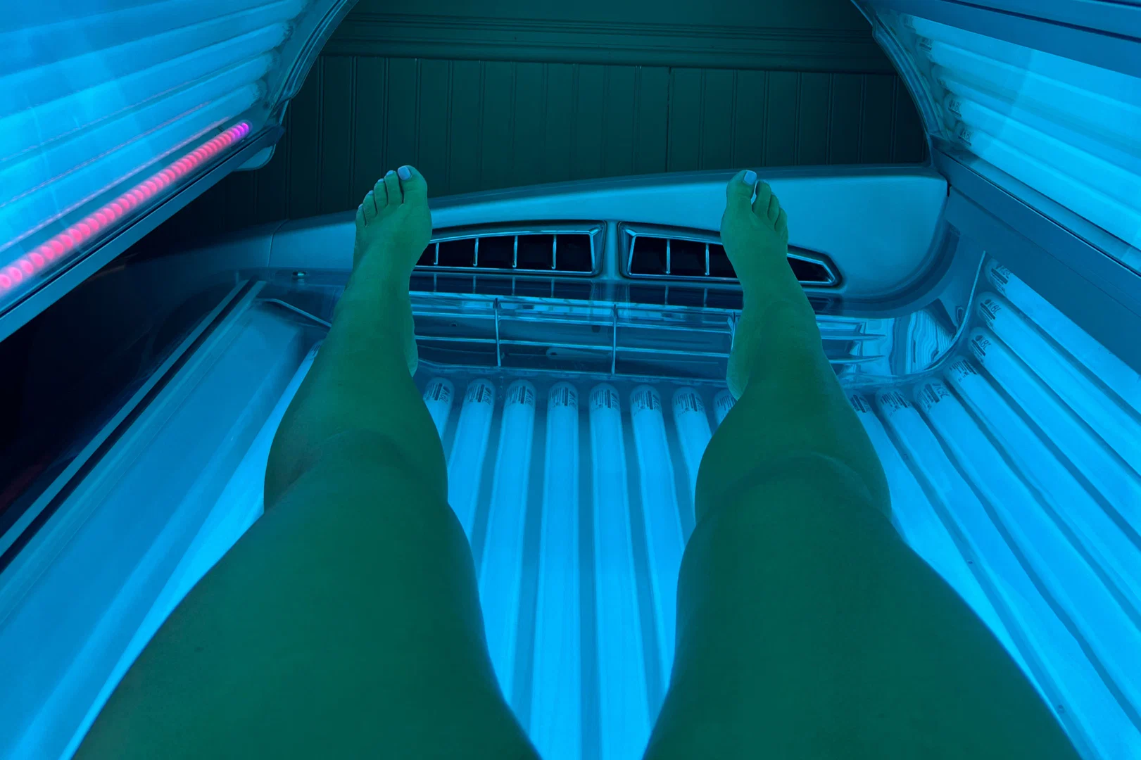 That Tanning Girl profile banner