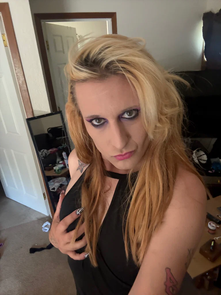 Barbie Dark-Star's avatar