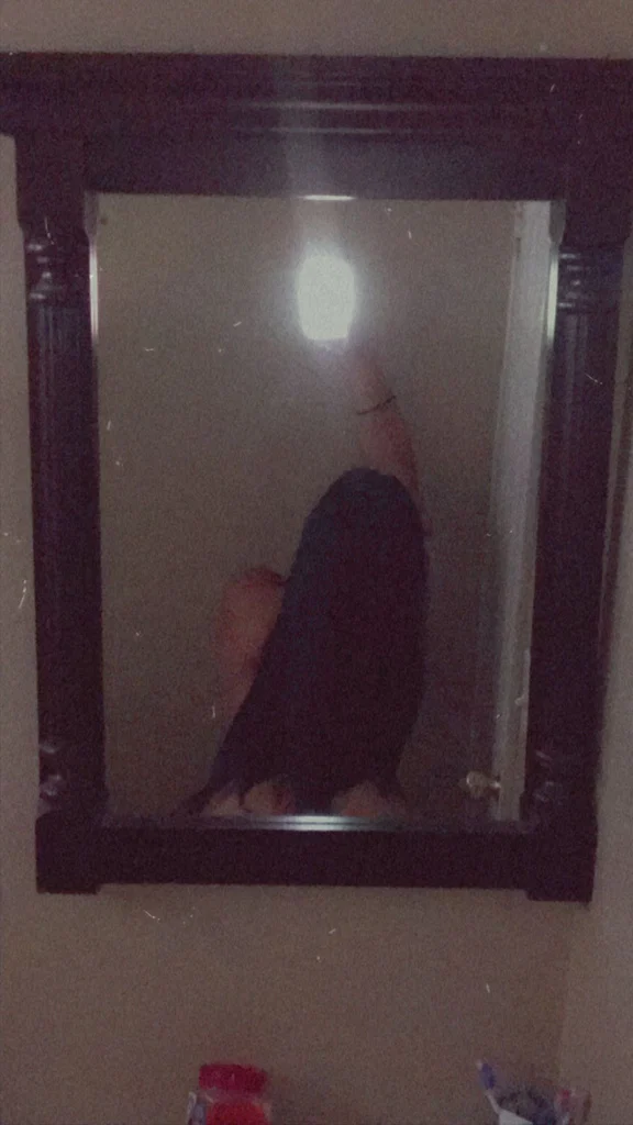 Salvidorian Baddie 🤍🇸🇻's avatar
