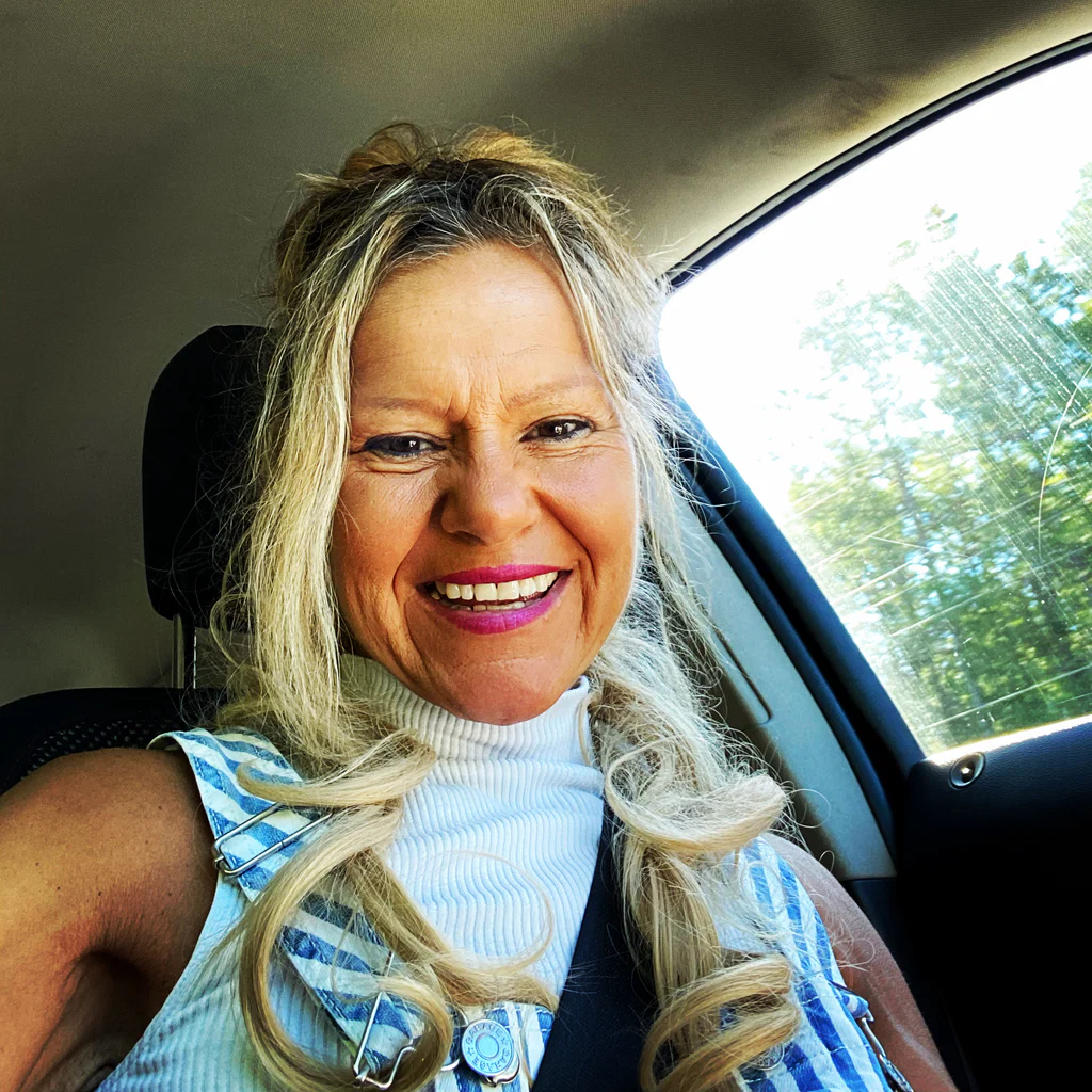 Missy's avatar