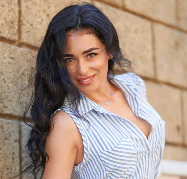 Elena Ivanova's avatar