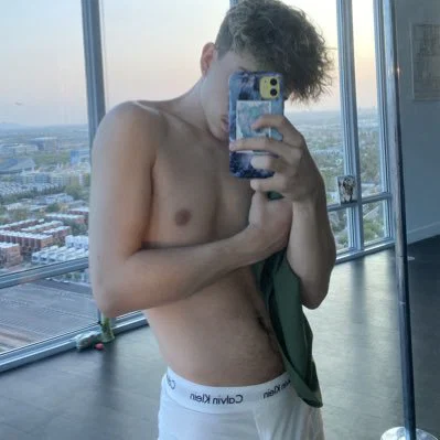 Tristan West's avatar
