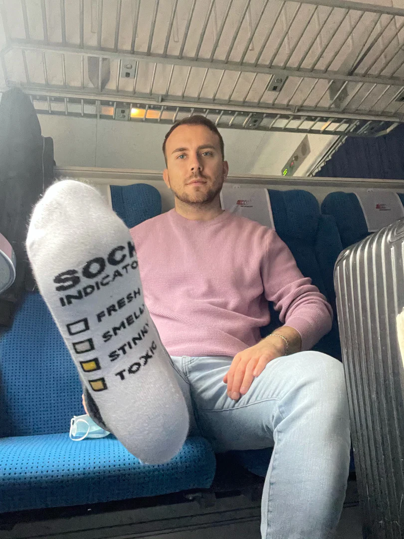SneakerSocks90 profile banner