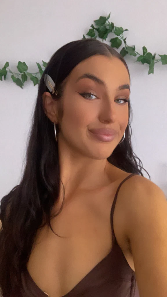 Queen Liz Alicia's avatar