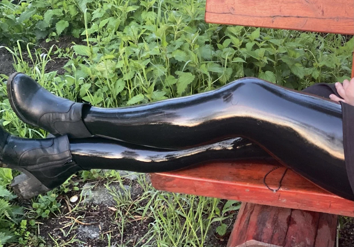 german.latex.girl♥ profile banner