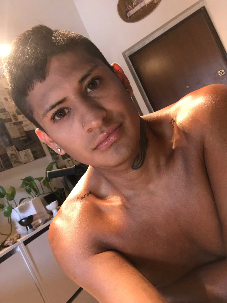 Crithian Quiroz's avatar