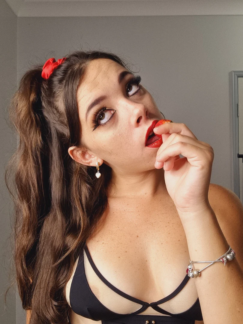 Brunette Baddie π« profile banner