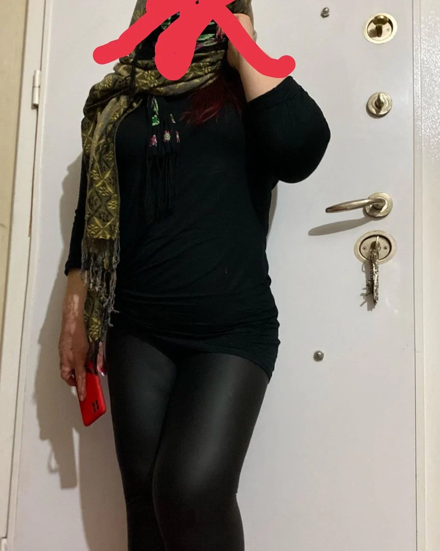 Hijab free profile banner