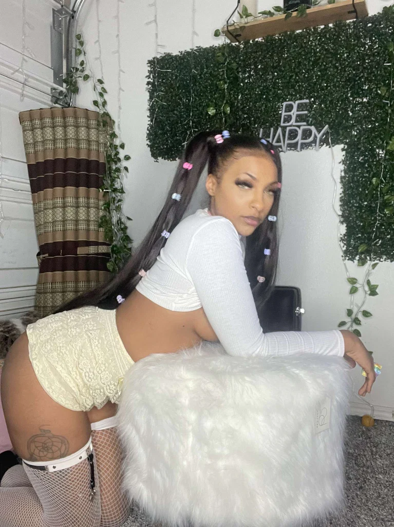 BABYDOLL's avatar