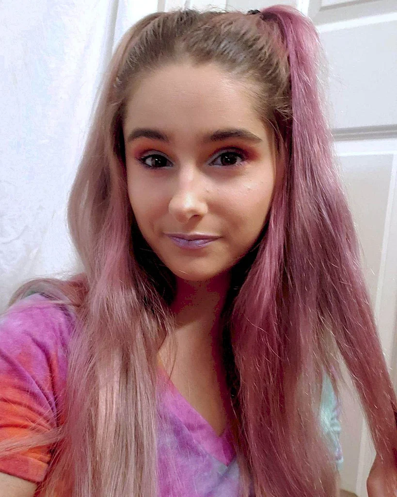 Autumn Marie's avatar