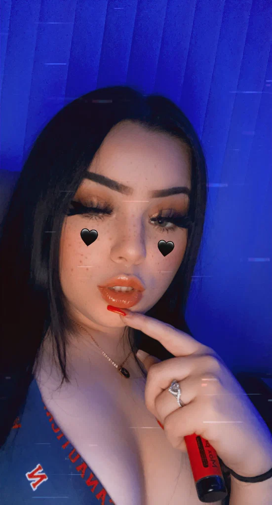 Lexi's avatar